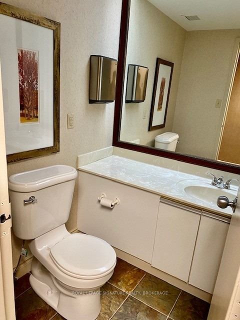Listing W5828621 - Large Photo # 29