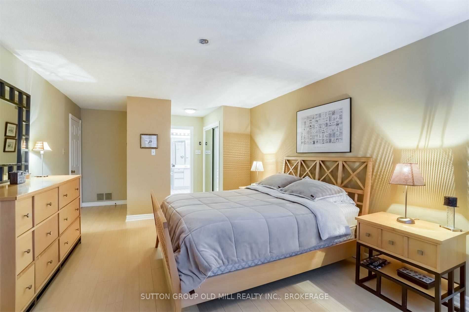 Listing W5829060 - Large Photo # 19