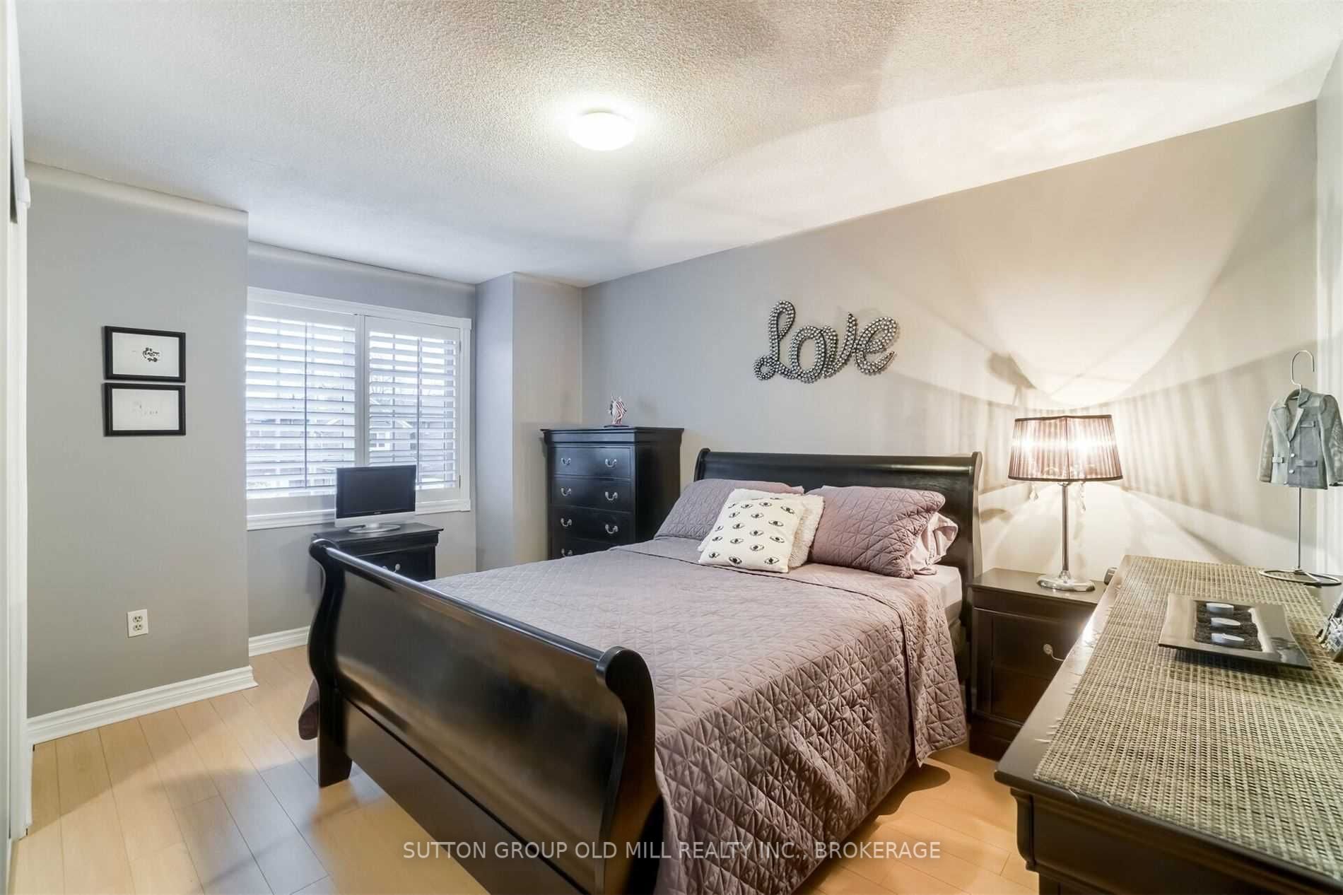 Listing W5829060 - Large Photo # 22