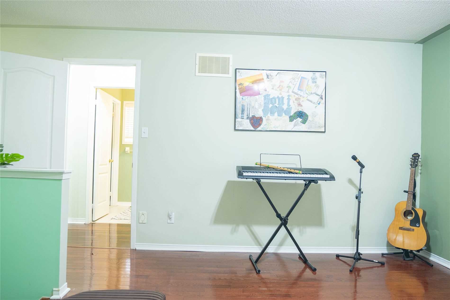 14 Trumpet Valley Blvd