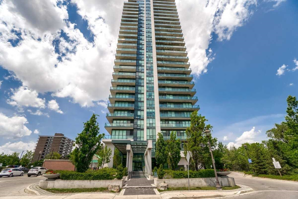100 John St, Brampton