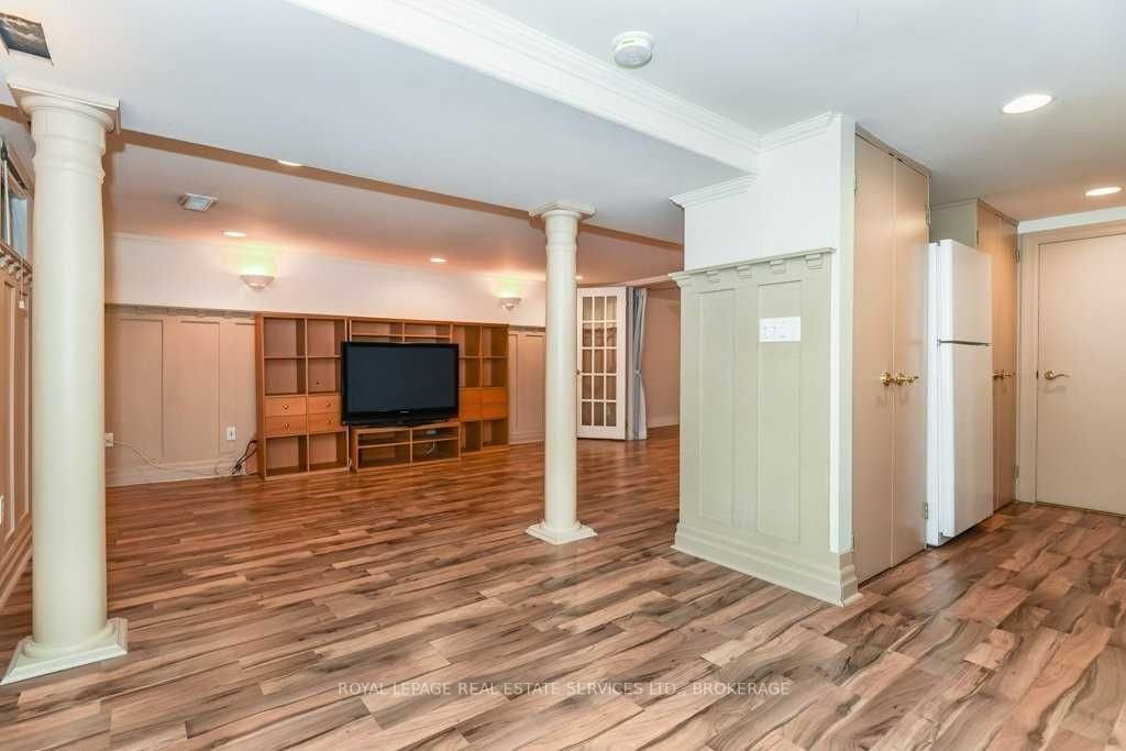 Listing W5831489 - Large Photo # 36