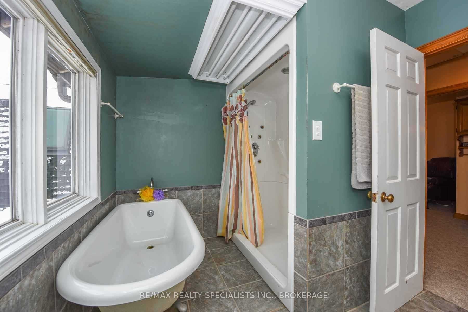 Listing W5831496 - Large Photo # 32