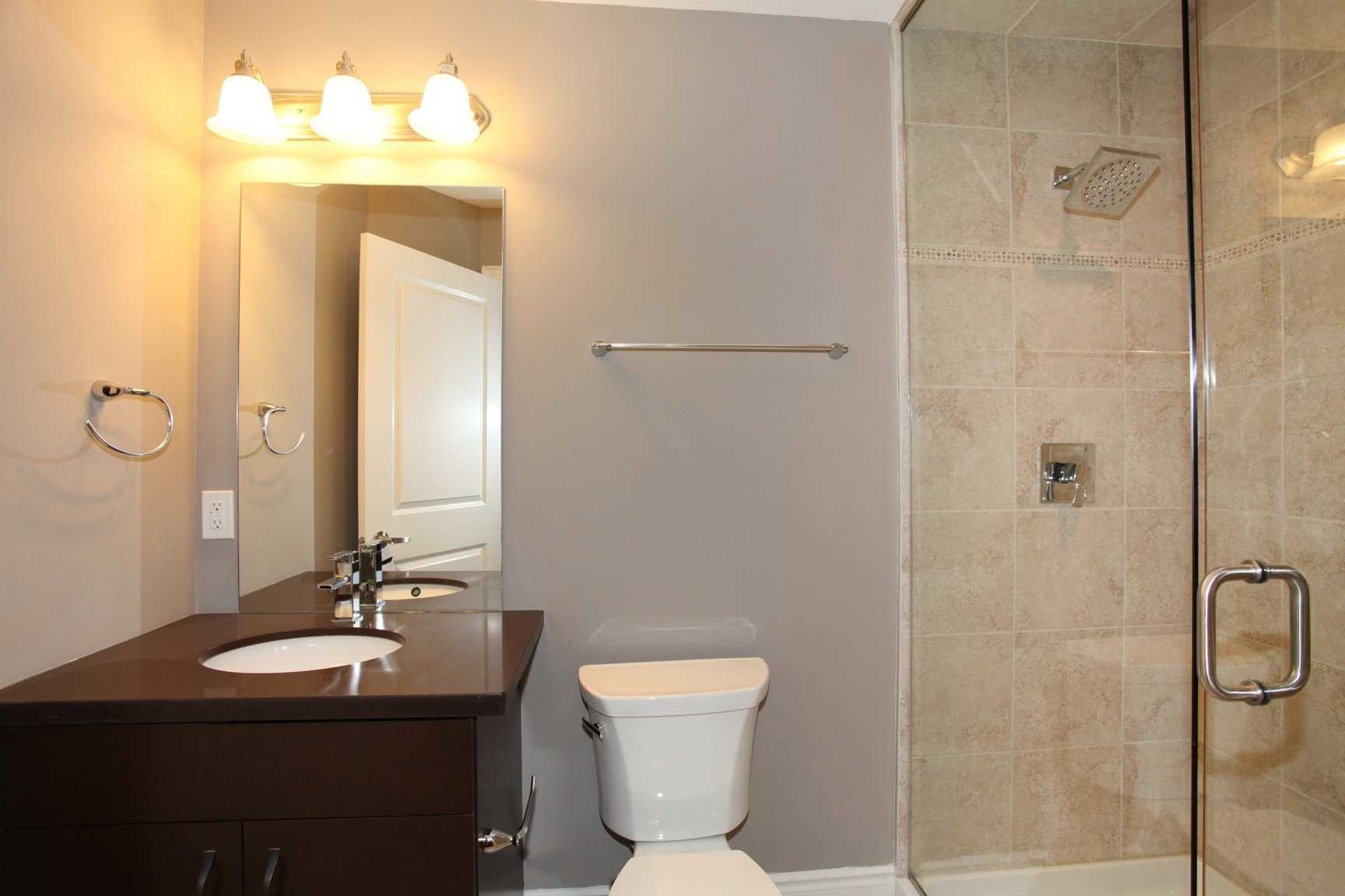 205 Lakeshore Road W #201