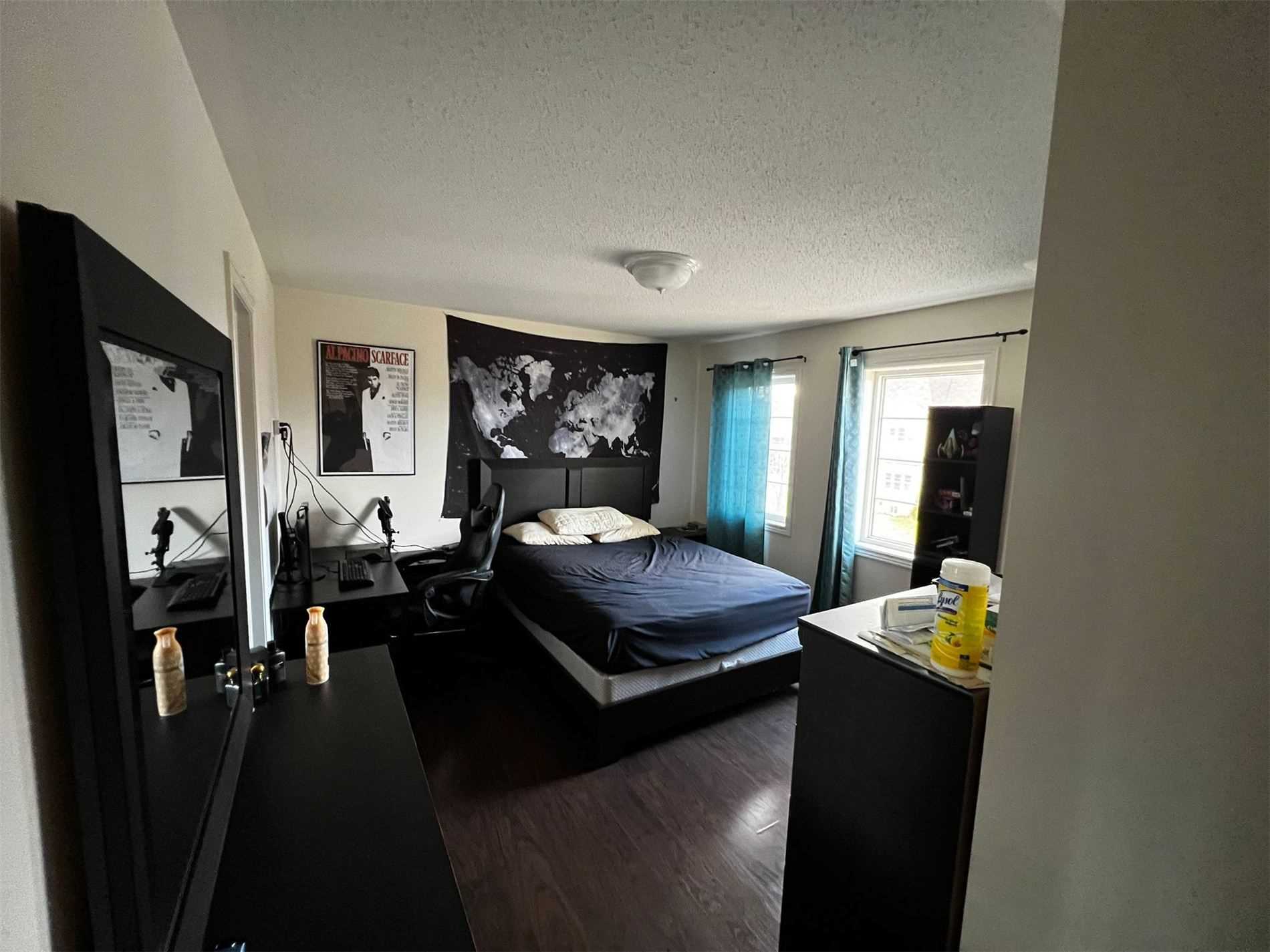 39 Bering Road, #Main