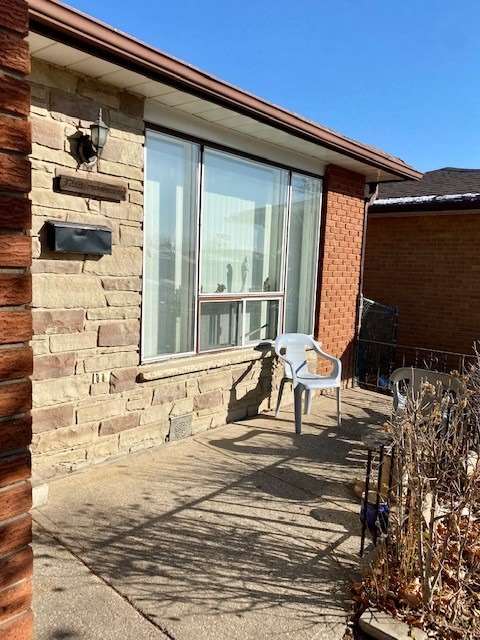 3218 Monica Dr