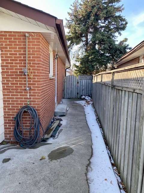 3218 Monica Dr