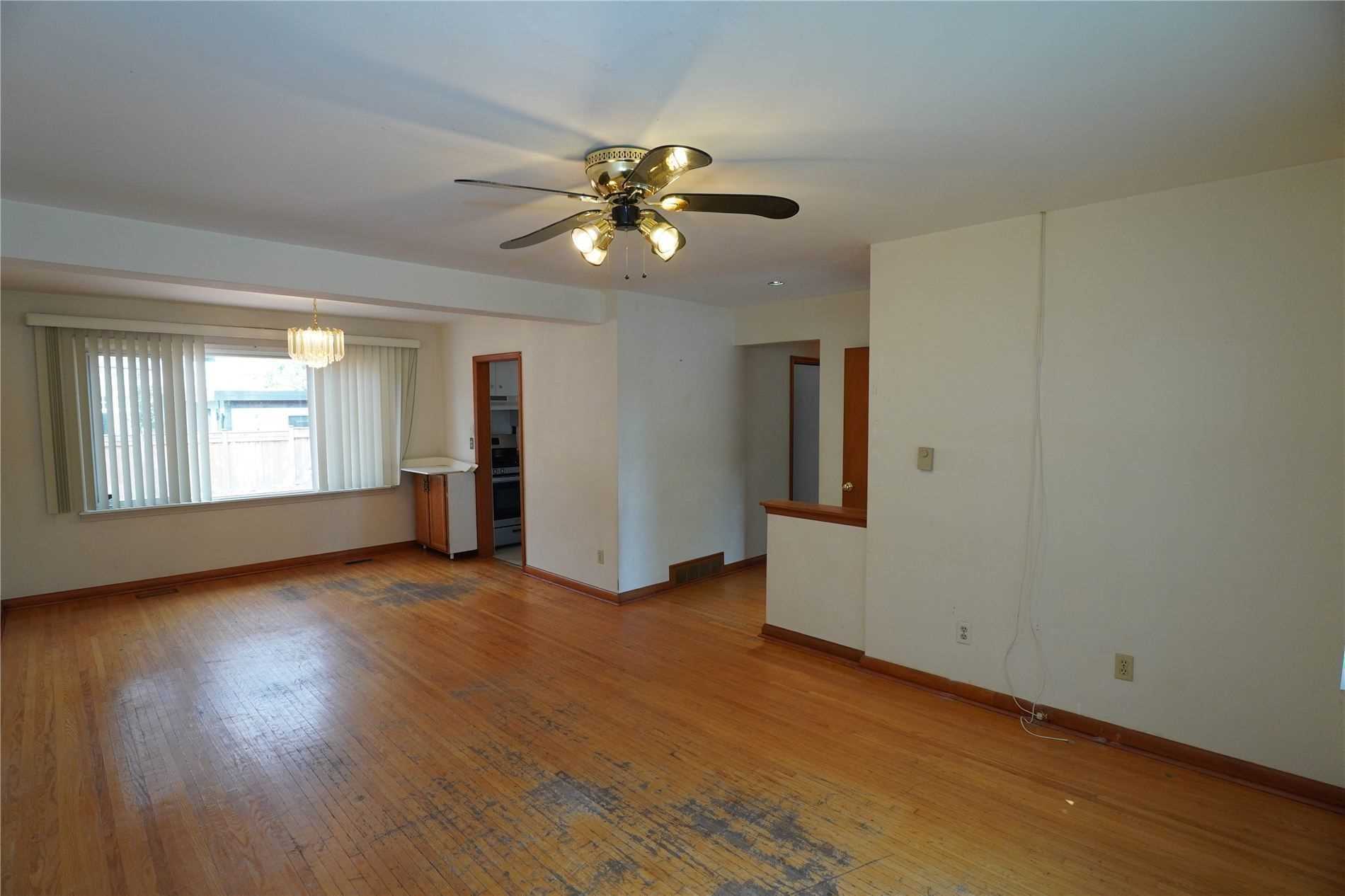 485 Rebecca St