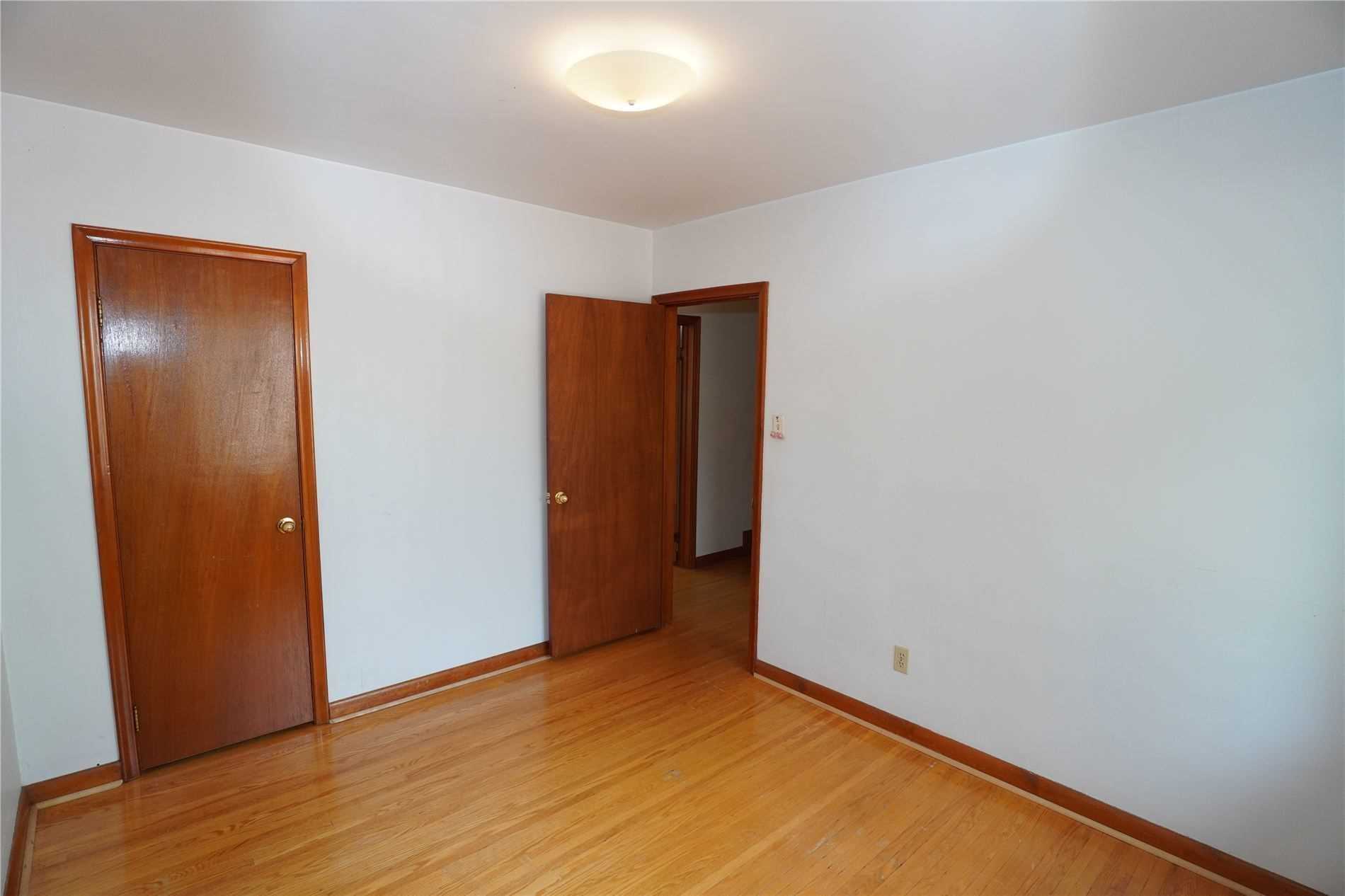 485 Rebecca St