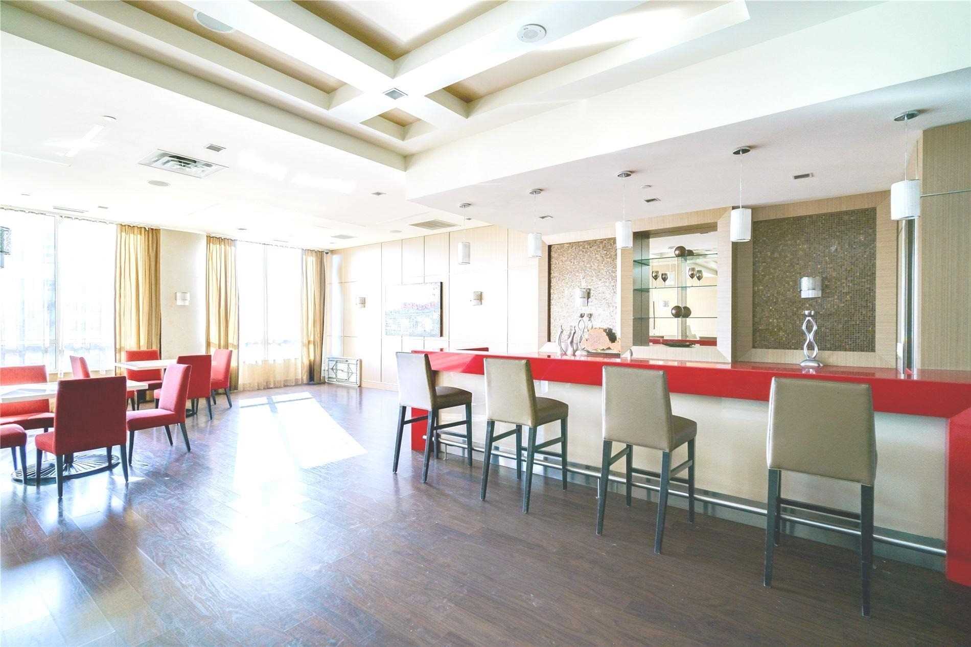 #407 - 6 Eva Rd, Toronto