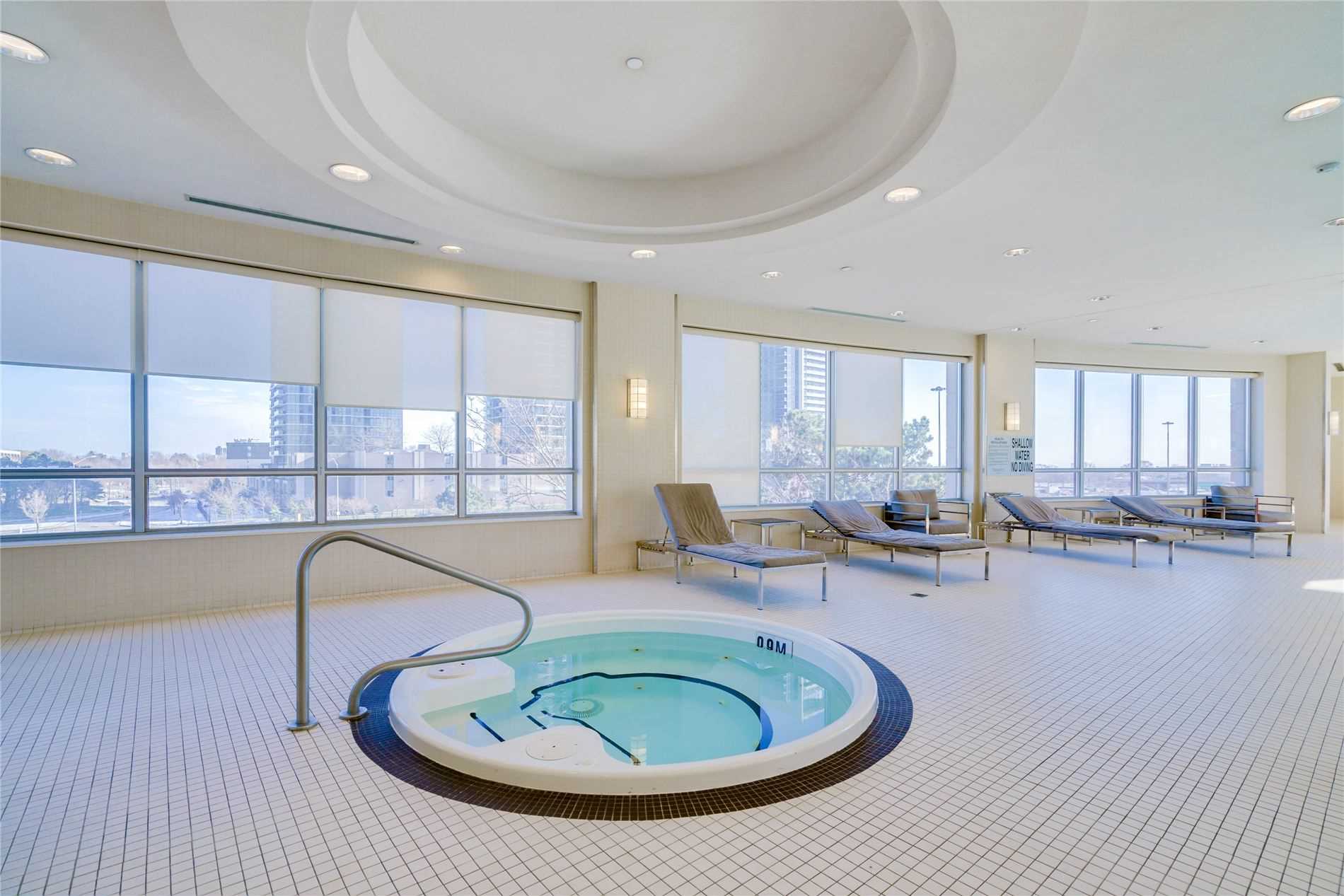 #407 - 6 Eva Rd, Toronto