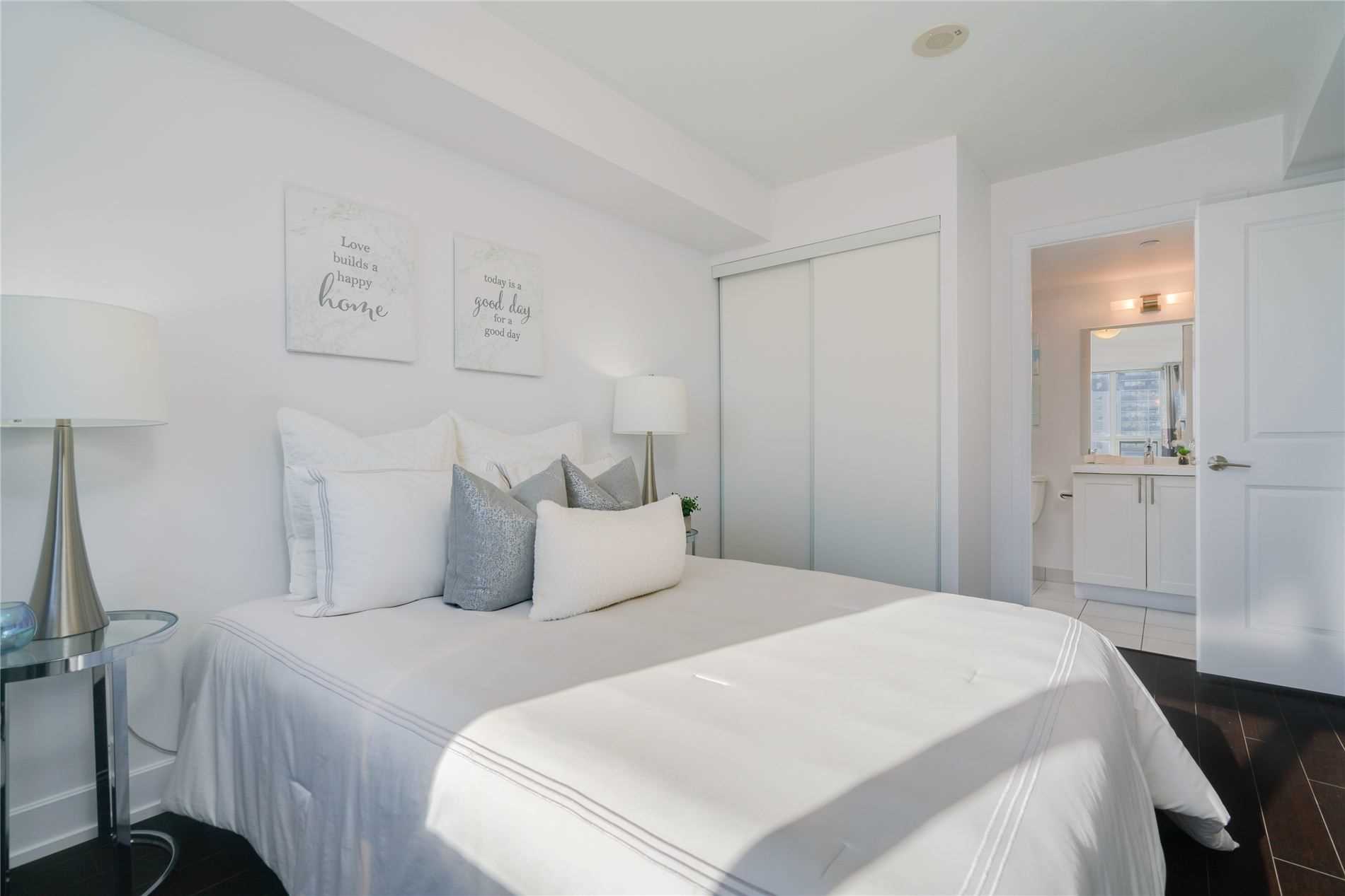 #407 - 6 Eva Rd, Toronto