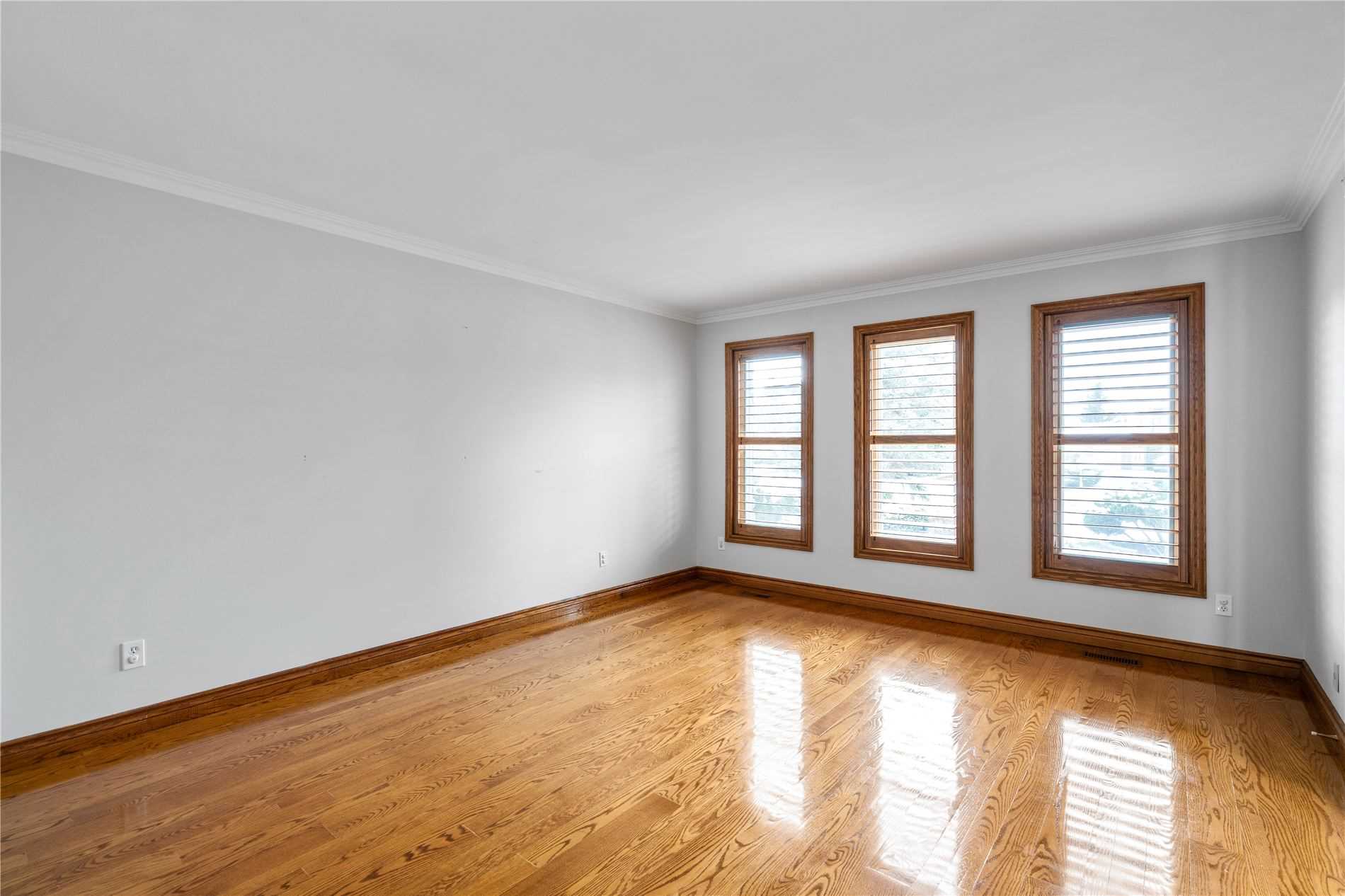 Listing W5833531 - Large Photo # 9