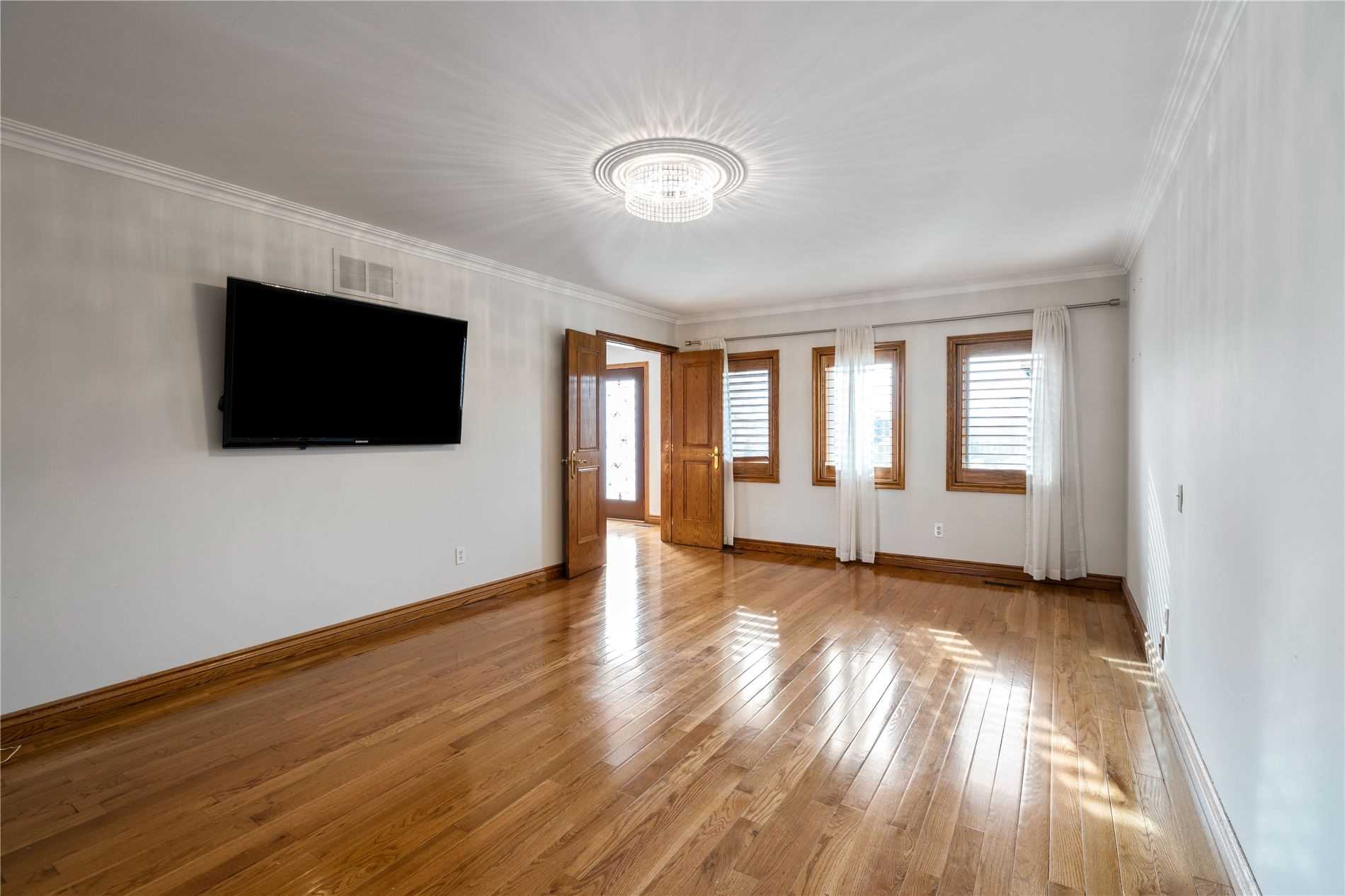 Listing W5833531 - Large Photo # 22