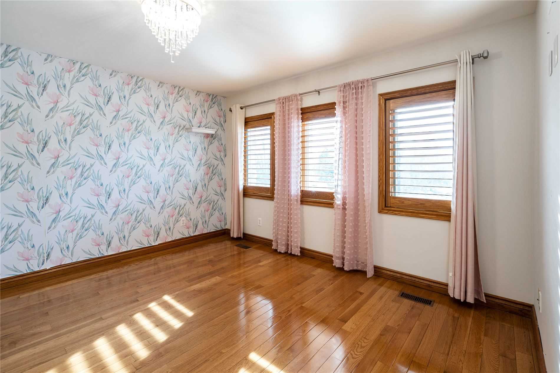 Listing W5833531 - Large Photo # 28