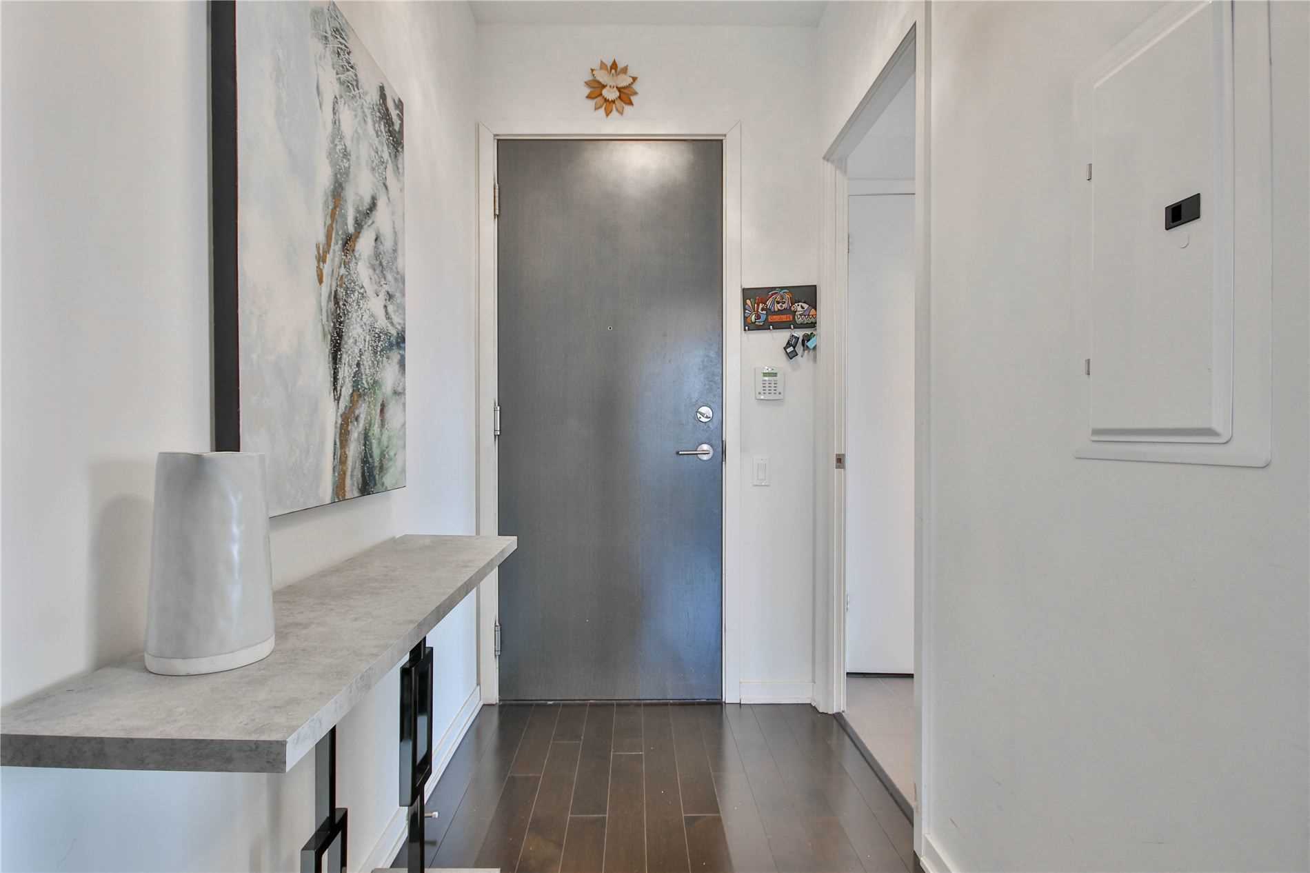 Listing W5835249 - Large Photo # 4