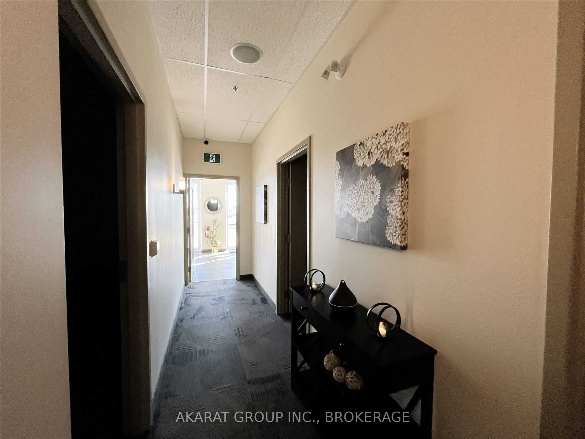 Listing W5835519 - Large Photo # 12