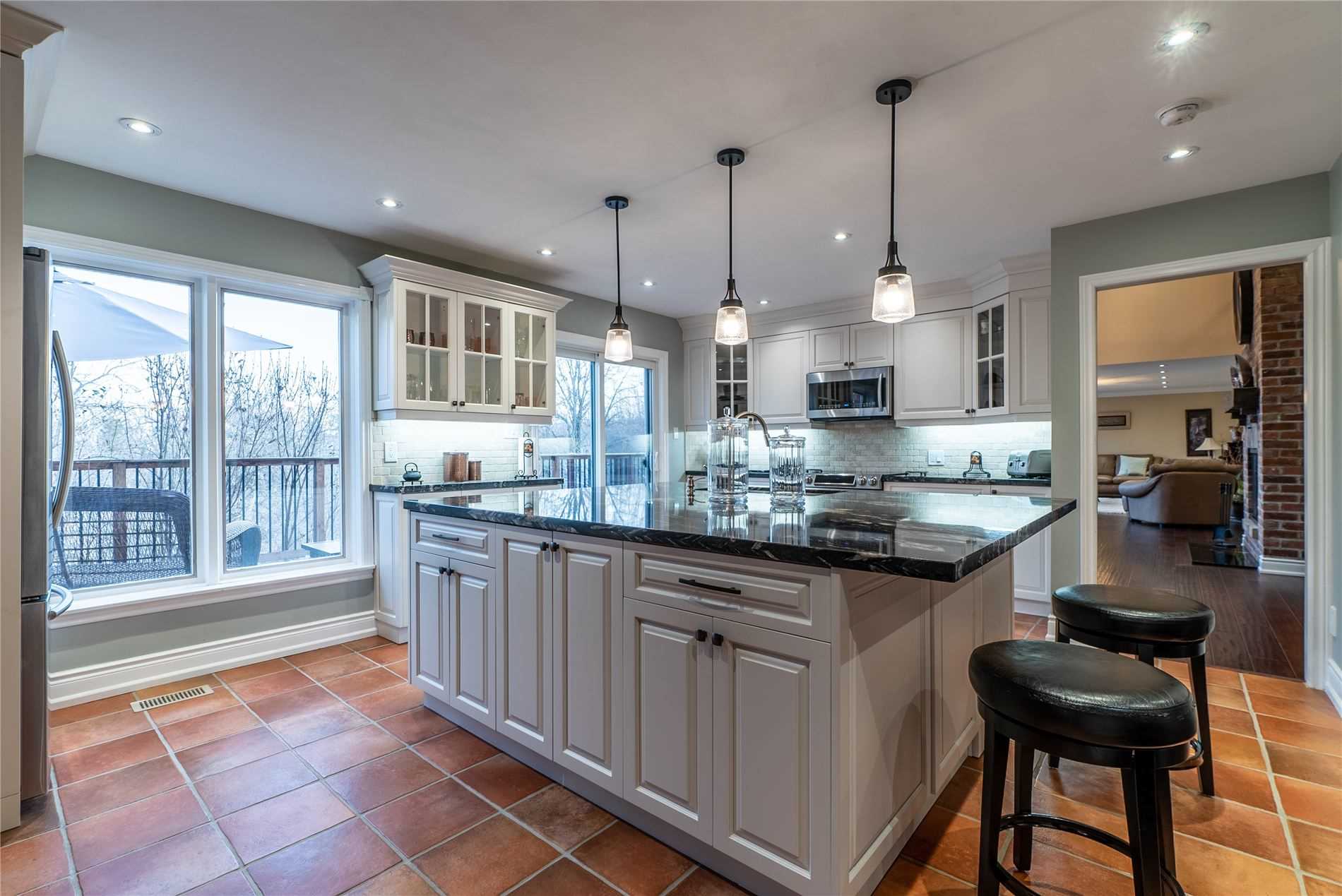 21 Southridge Tr