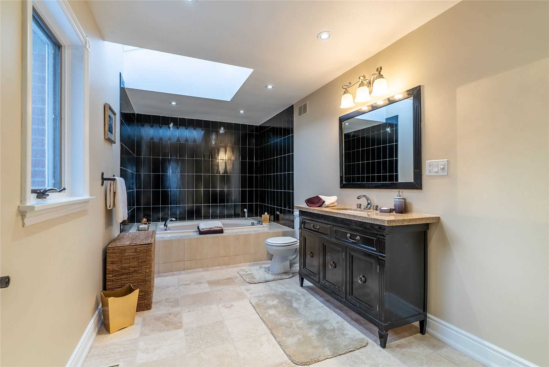 21 Southridge Tr