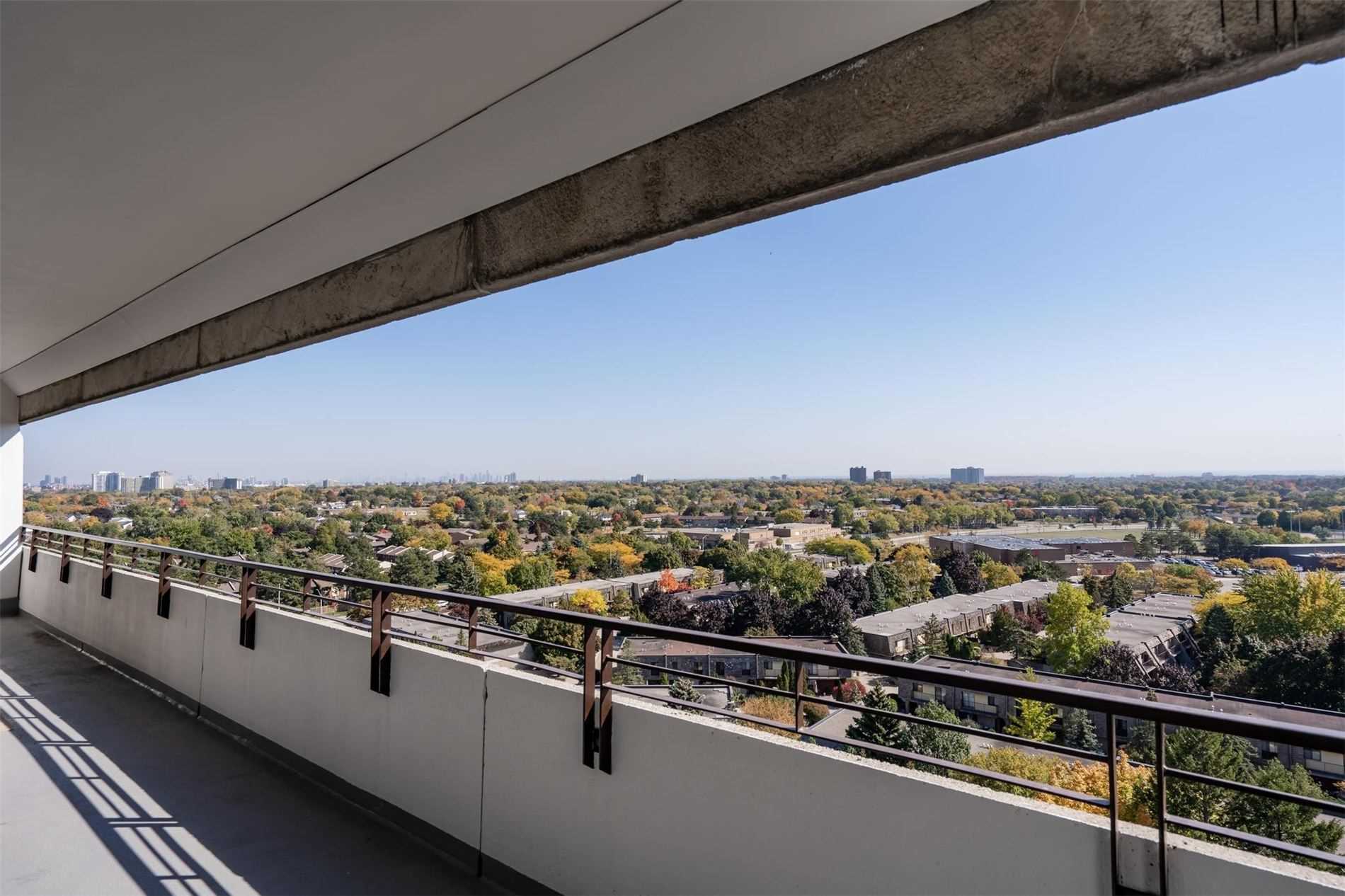1300 Mississauga Valley Blvd, #1405
