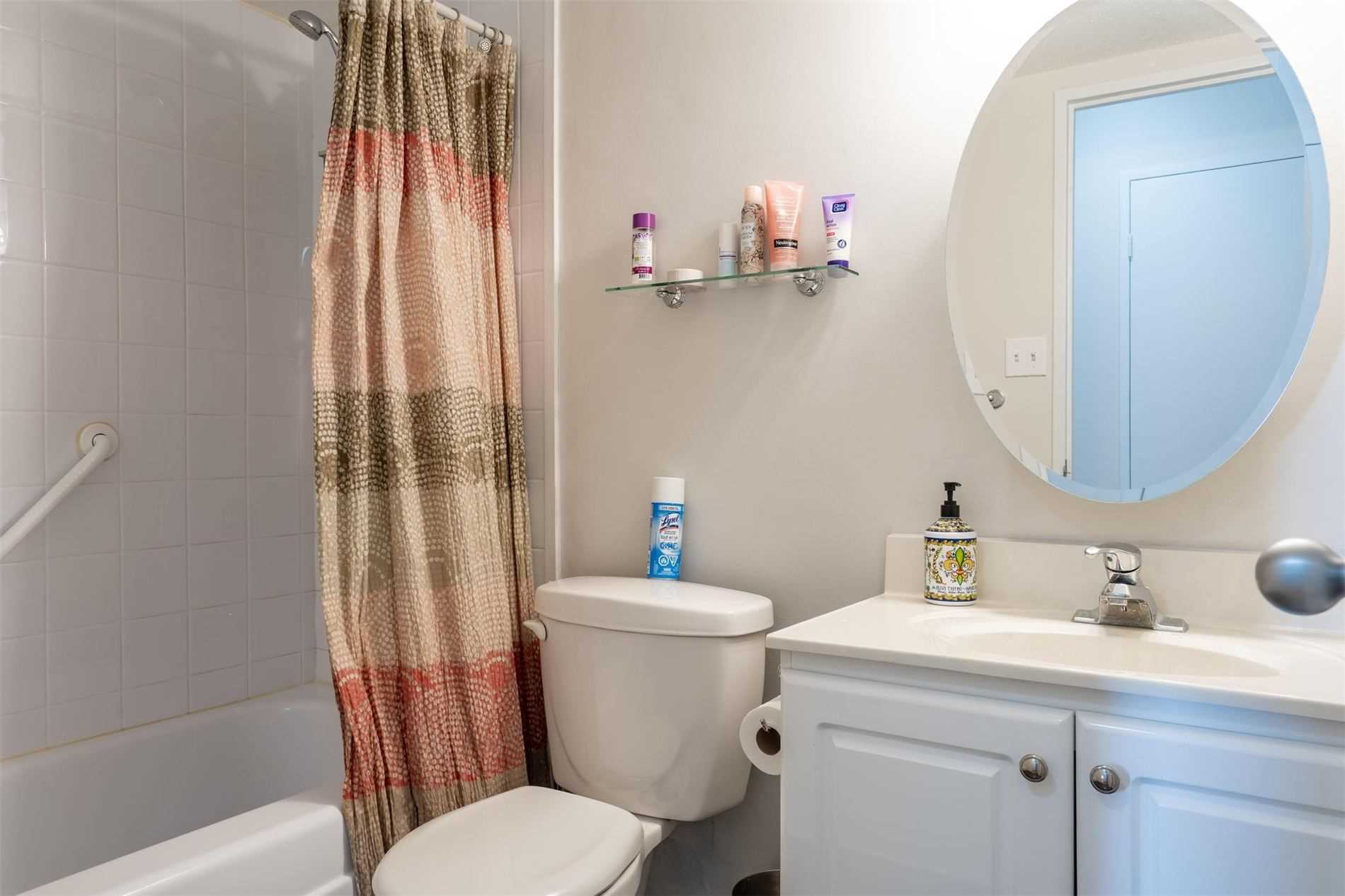 1300 Mississauga Valley Blvd, #1405