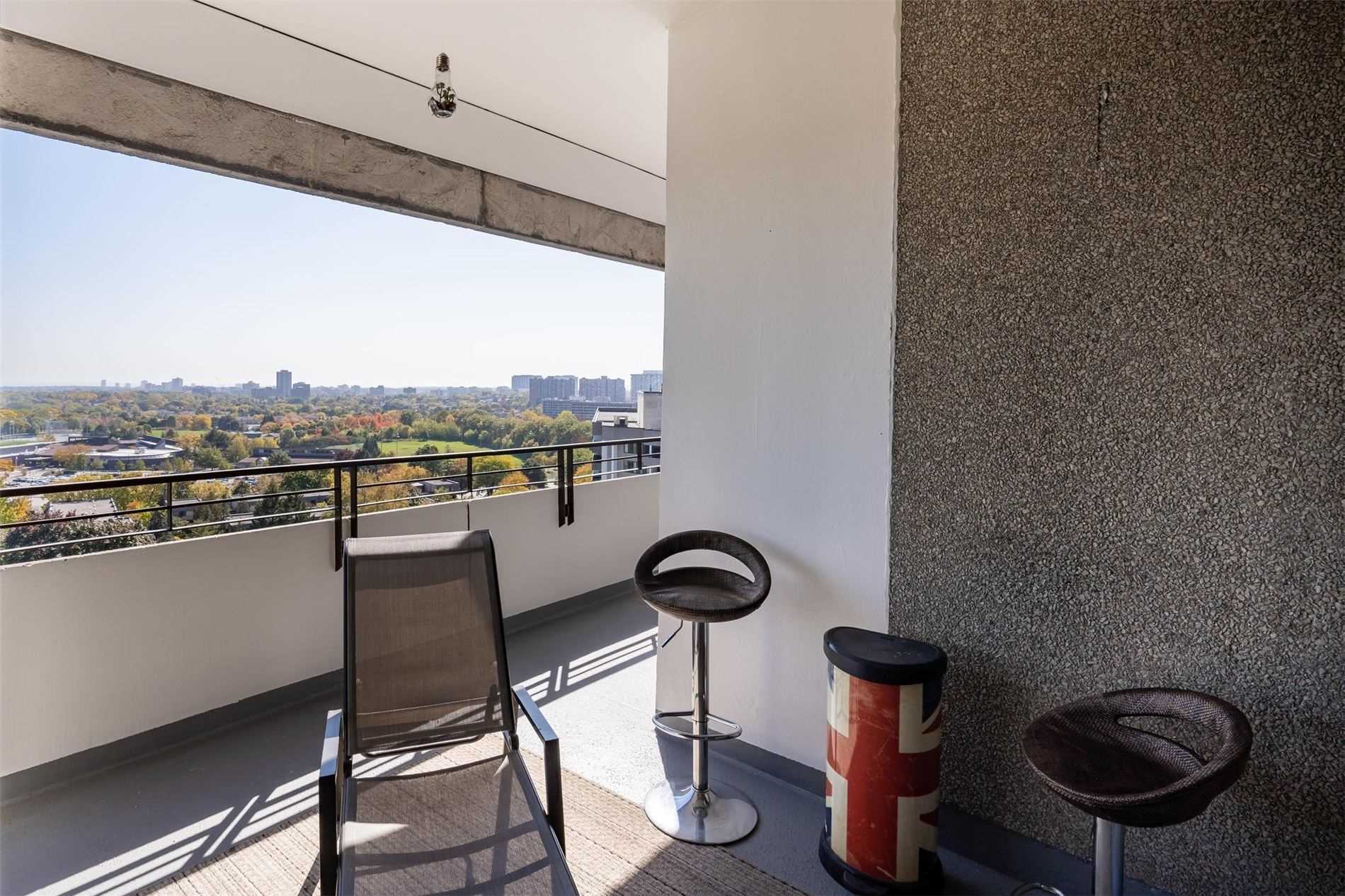 1300 Mississauga Valley Blvd, #1405