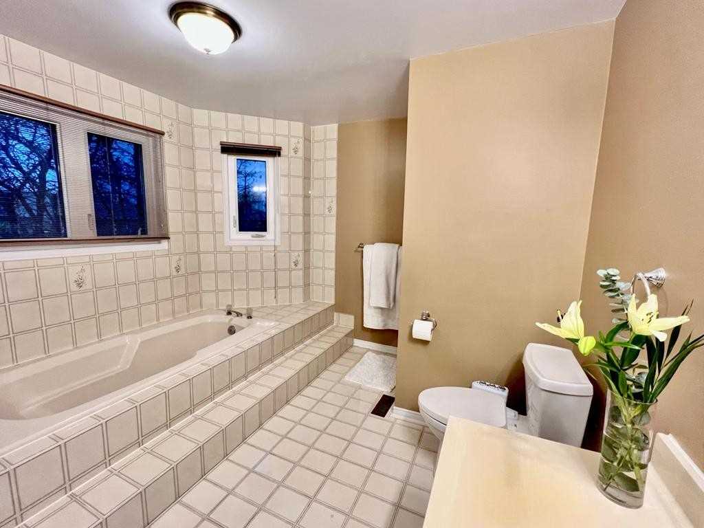 4341 Idlewilde Crescent