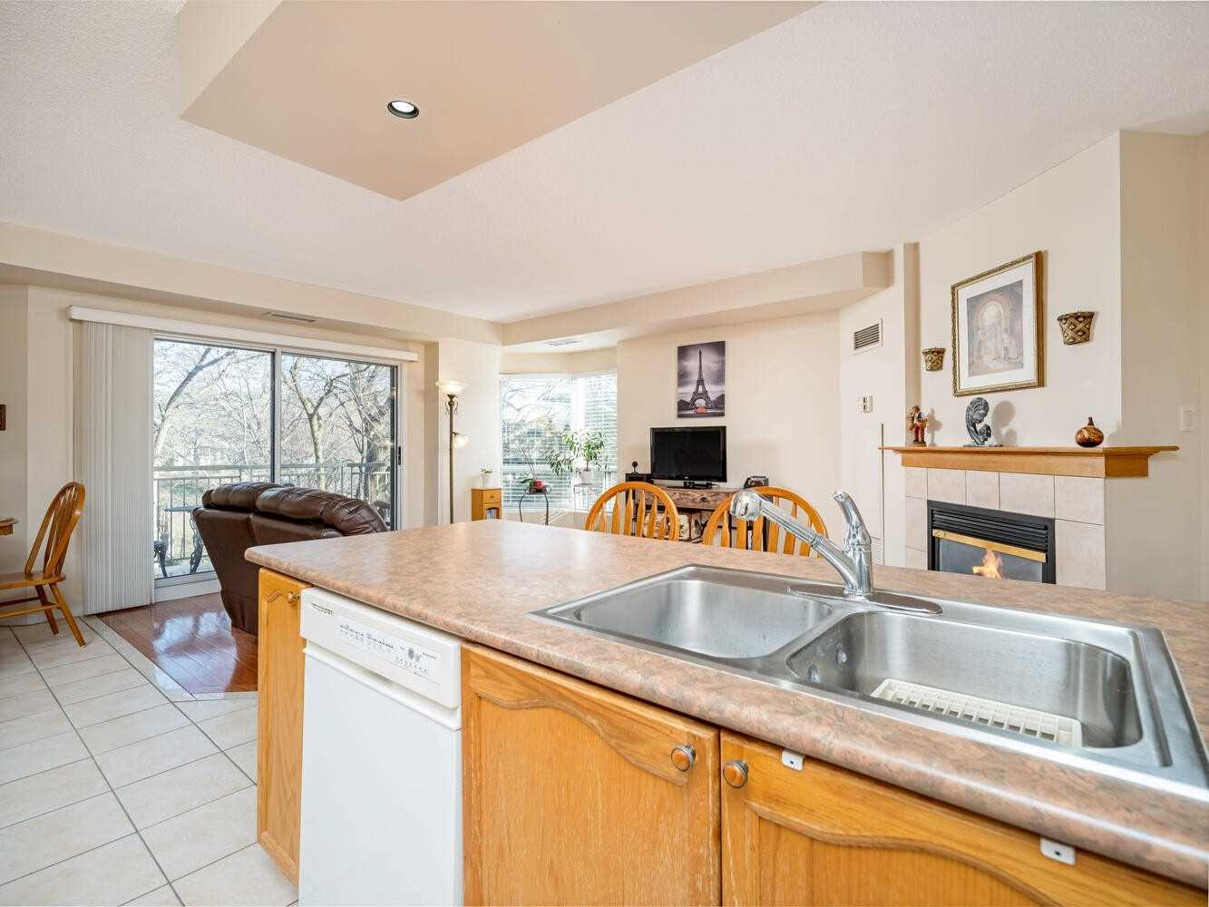 Listing W5837427 - Large Photo # 13