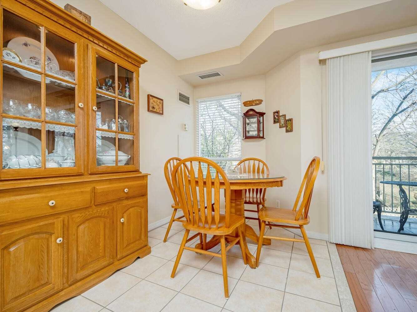 Listing W5837427 - Large Photo # 15