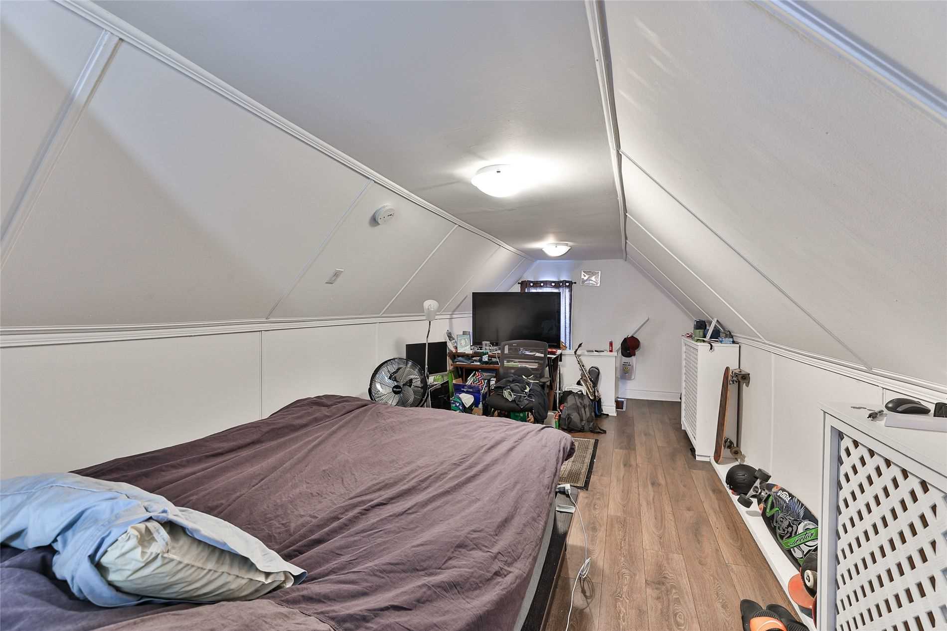 Listing W5837439 - Large Photo # 14