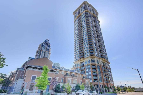 385 Prince Of Wales Dr, Mississauga