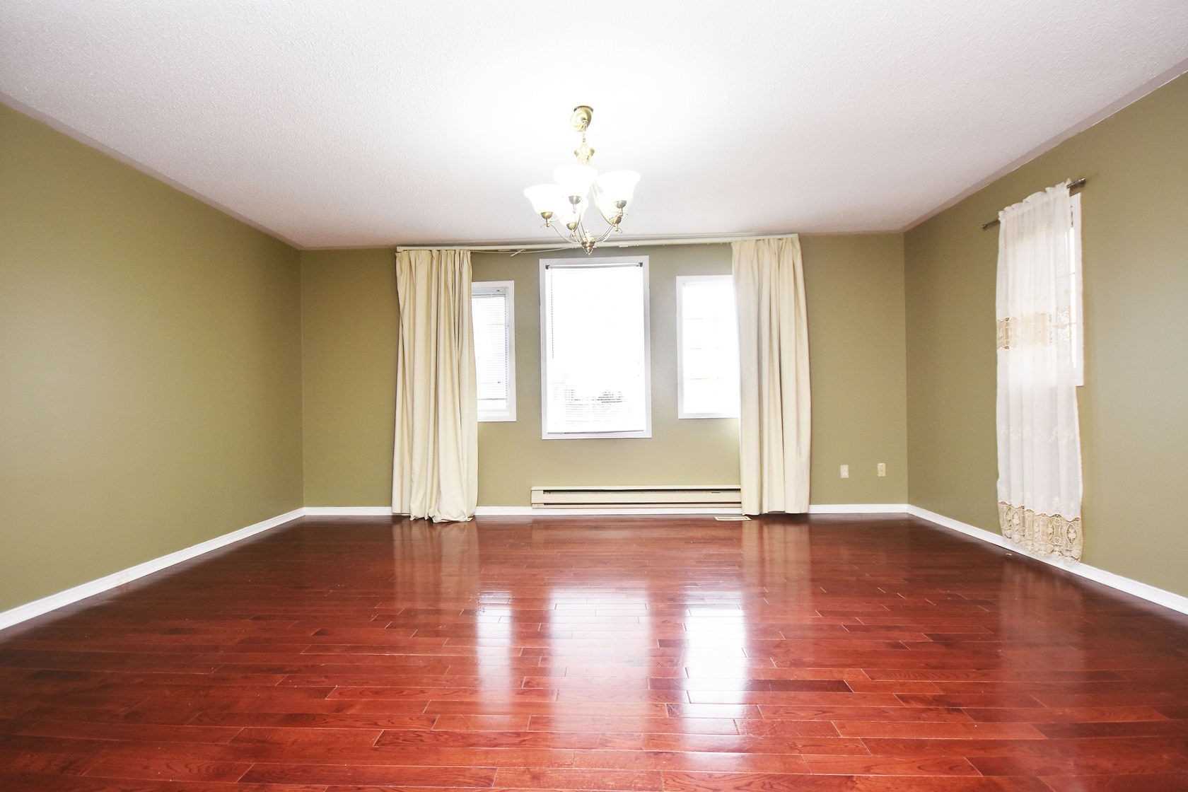 Listing W5837679 - Large Photo # 22