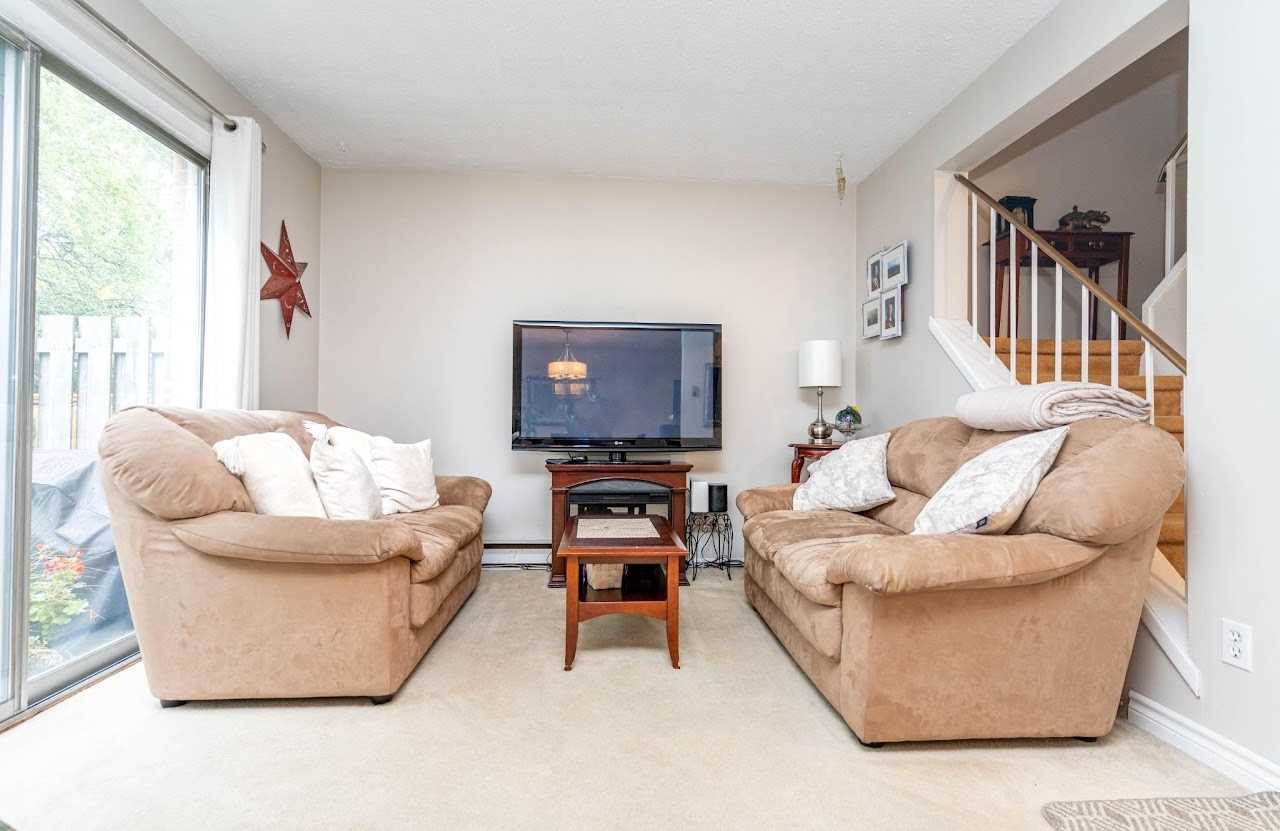 Listing W5837825 - Large Photo # 9