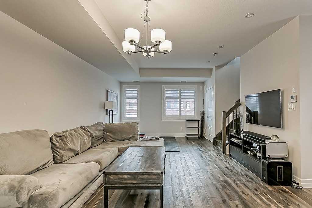 70 Plains Road W, #38