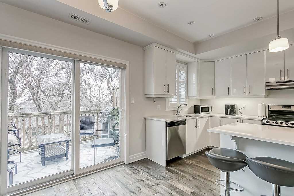 70 Plains Road W, #38