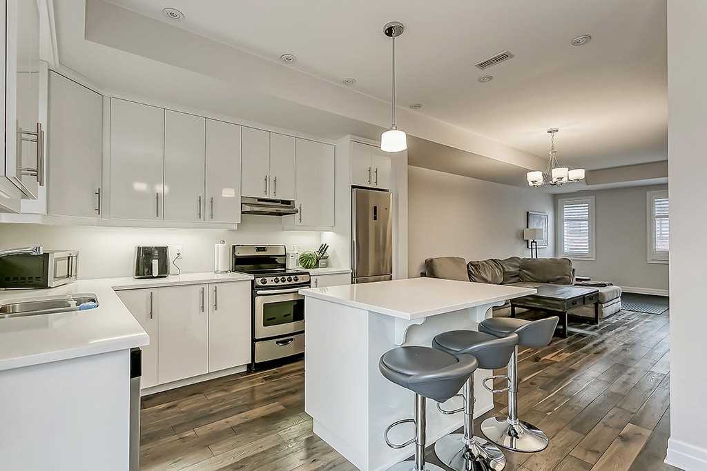 70 Plains Road W, #38