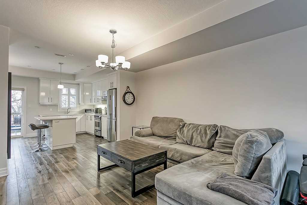 70 Plains Road W, #38