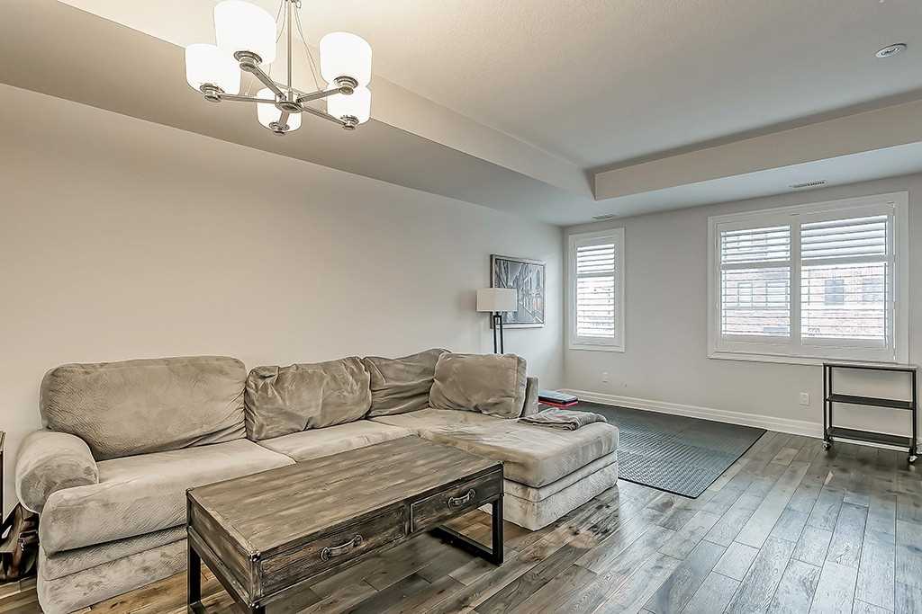 70 Plains Road W, #38