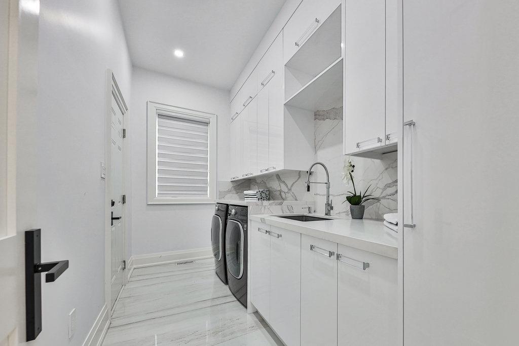 246 Edenbridge Drive