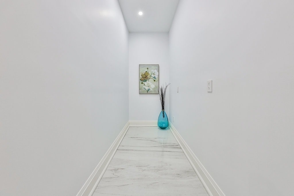 246 Edenbridge Drive