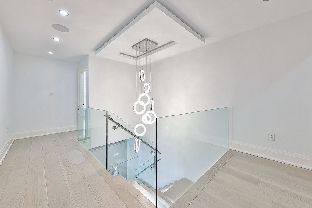 246 Edenbridge Drive