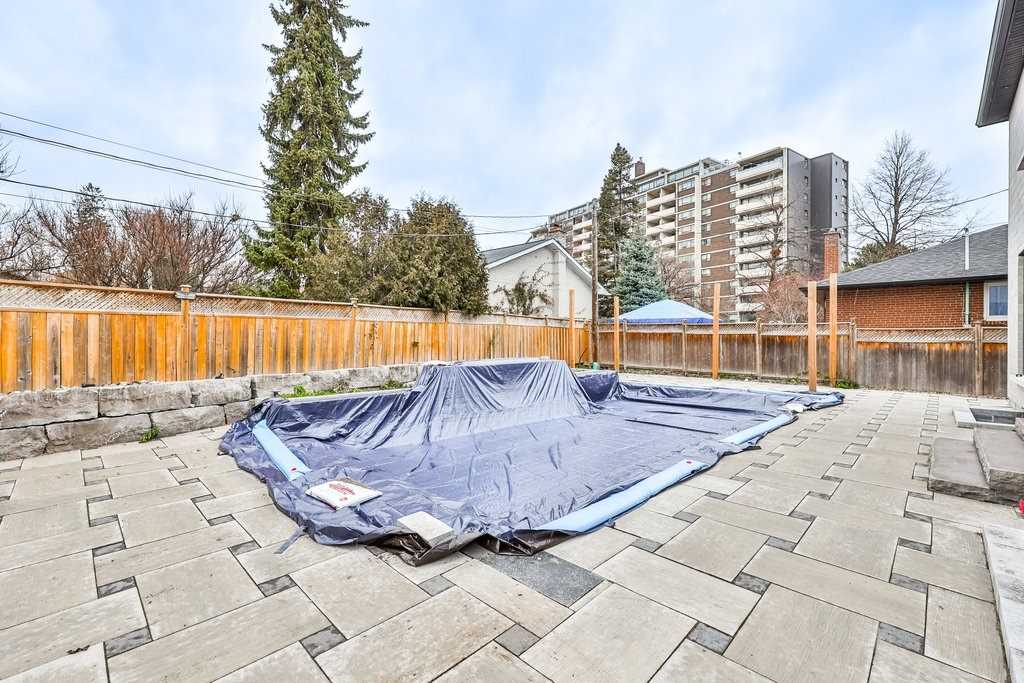 246 Edenbridge Drive