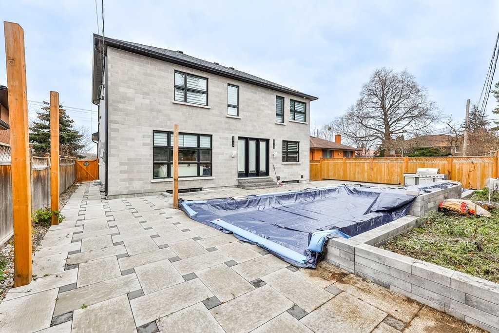 246 Edenbridge Drive