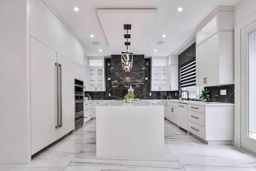 246 Edenbridge Drive