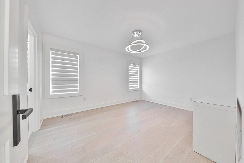 246 Edenbridge Drive
