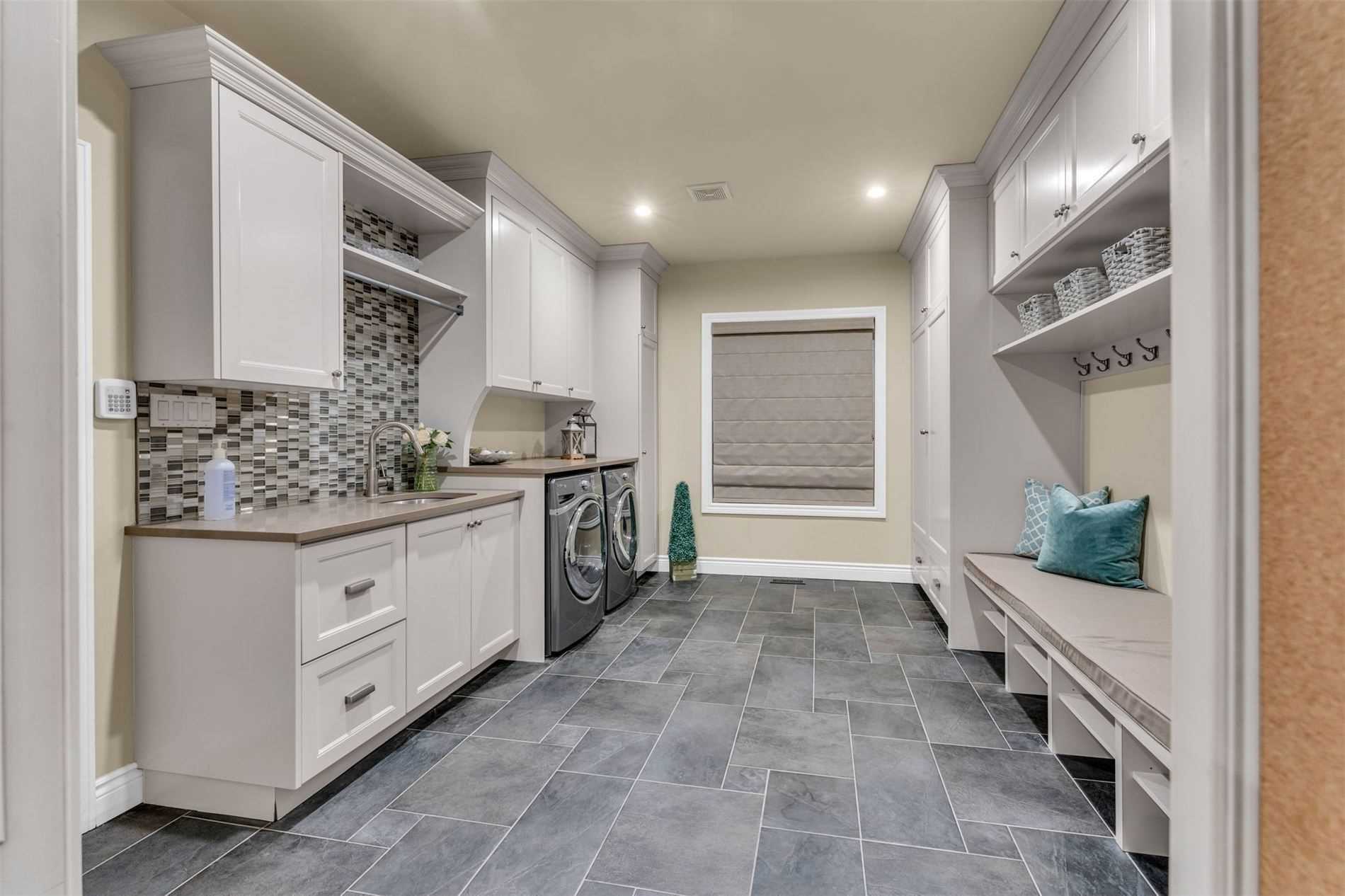 11135 Menzies Court