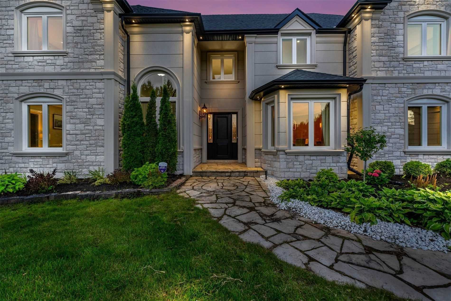 11135 Menzies Court
