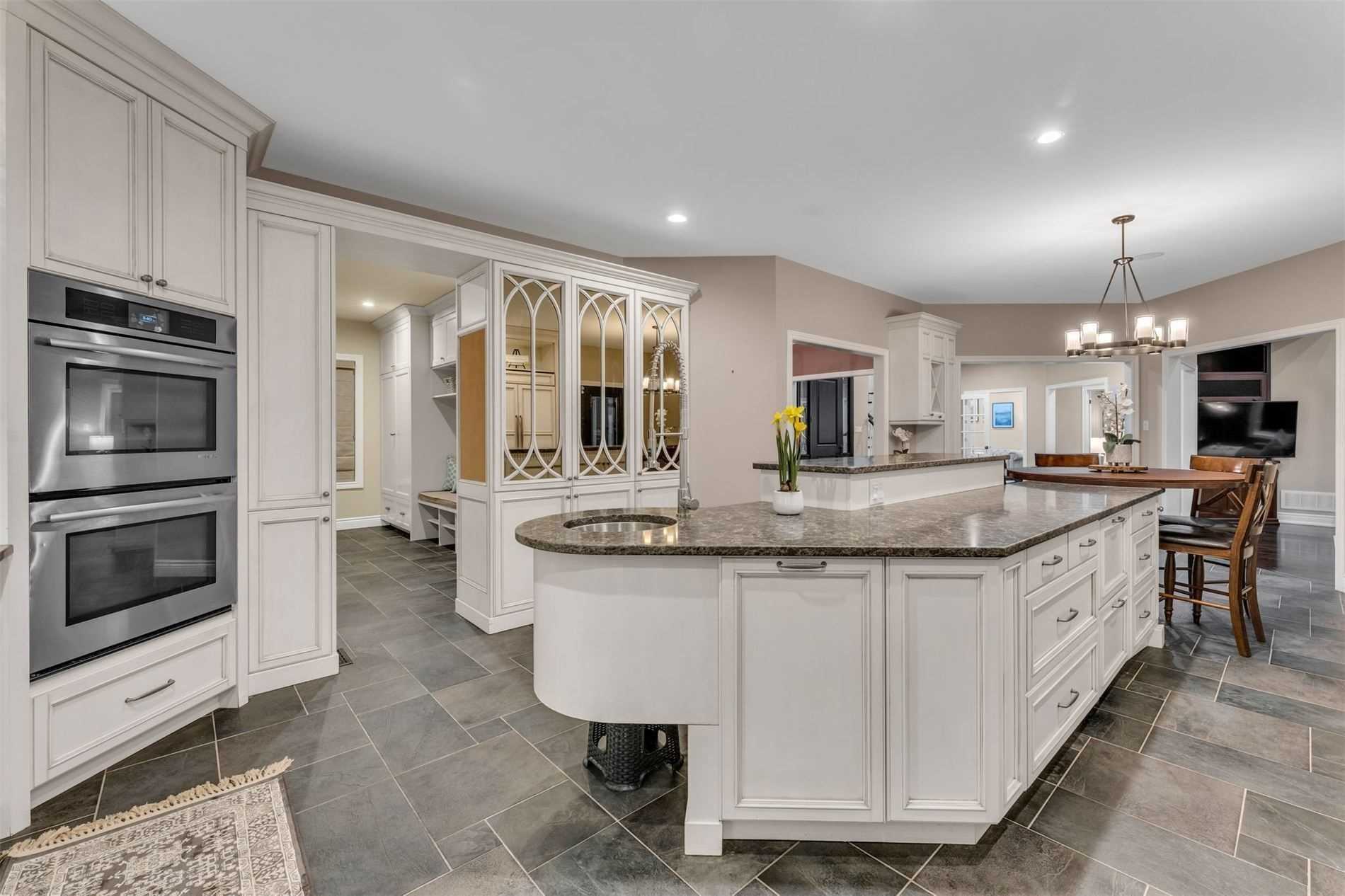 11135 Menzies Court