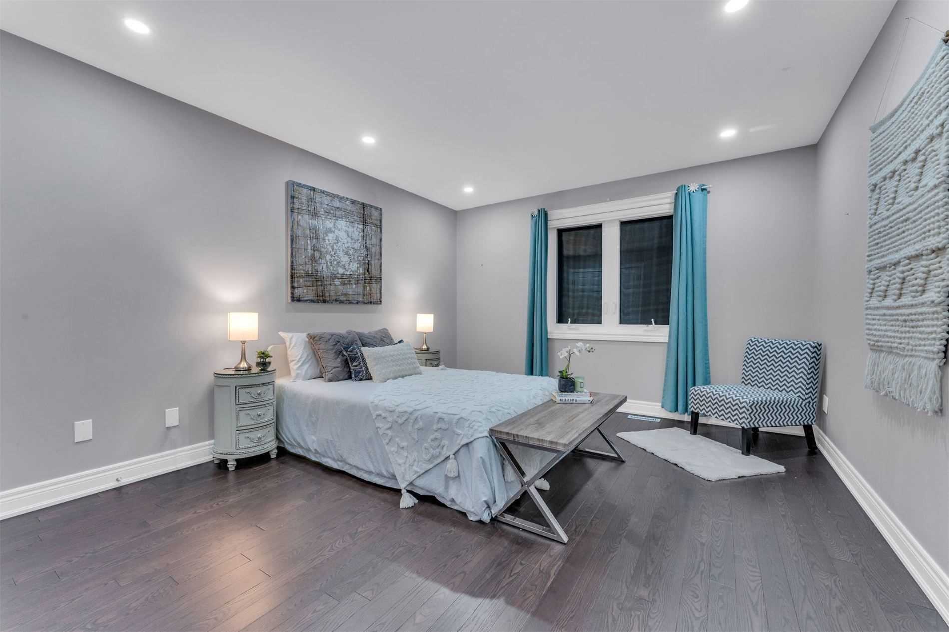 11135 Menzies Court