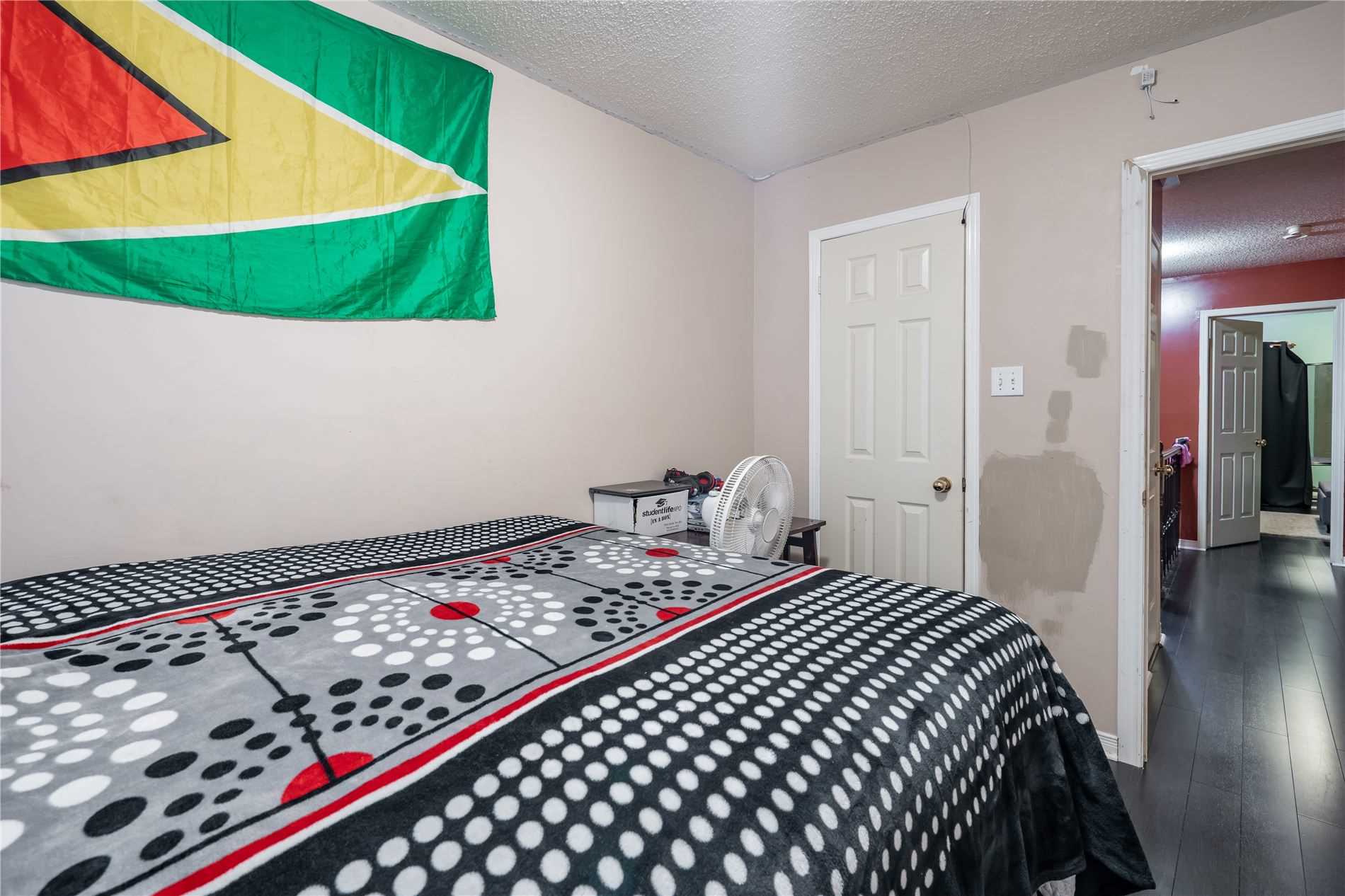 Listing W5839870 - Large Photo # 23